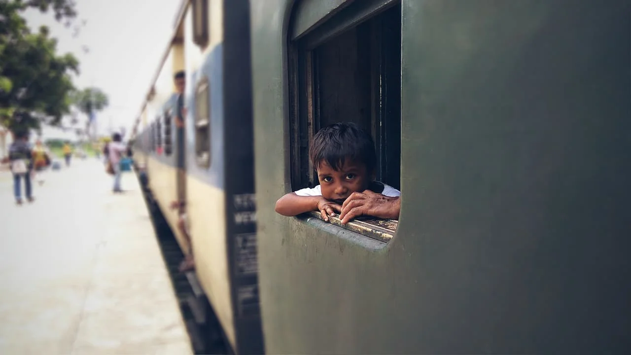 IRCTC Rolling Out POS Machines in Indian Trains