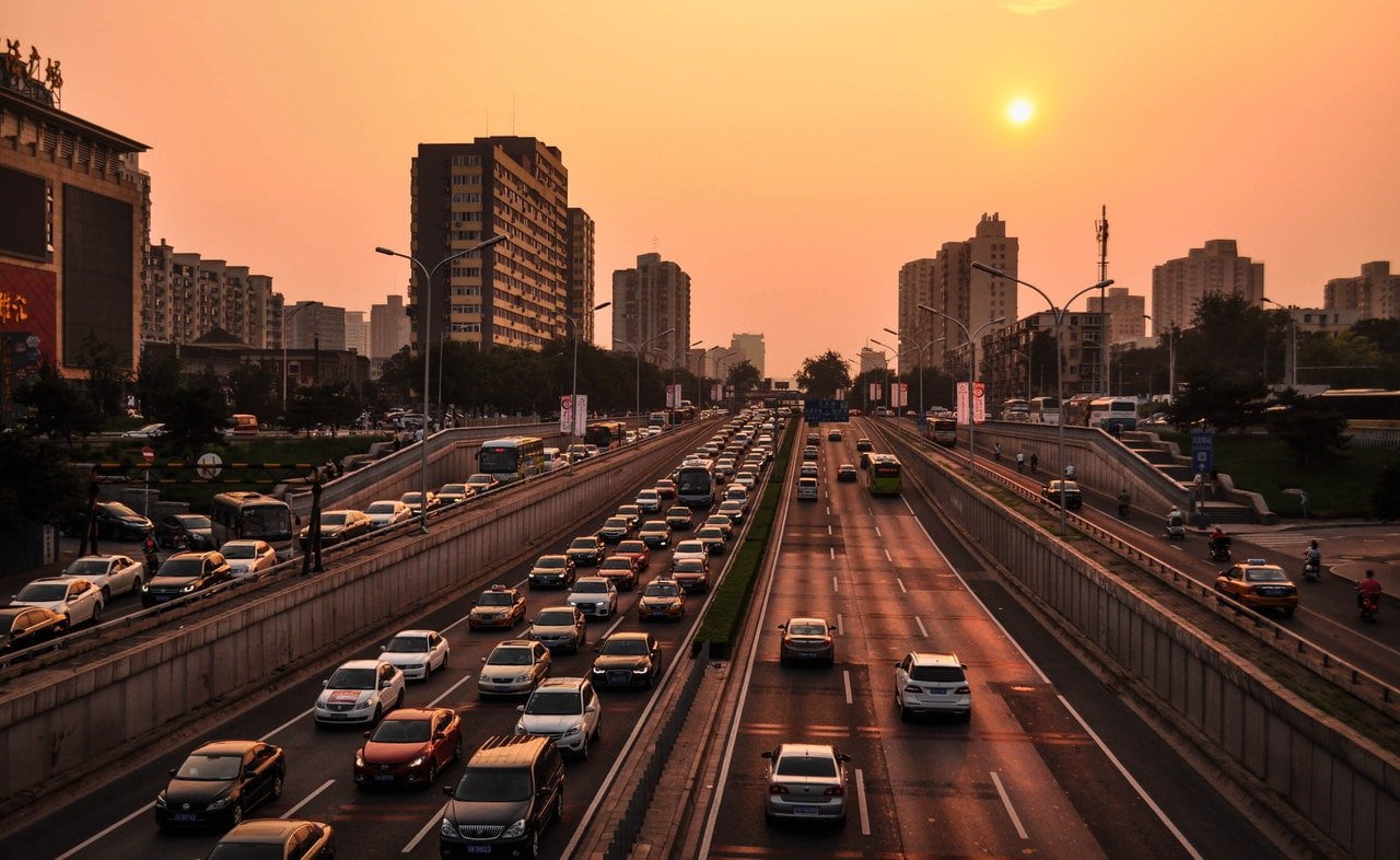 8 strange traffic laws around the world