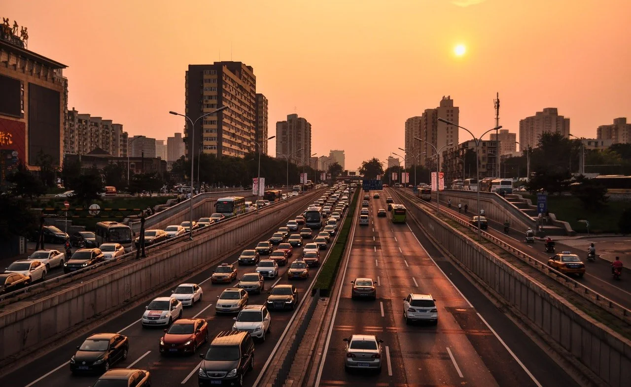 8 strange traffic laws around the world