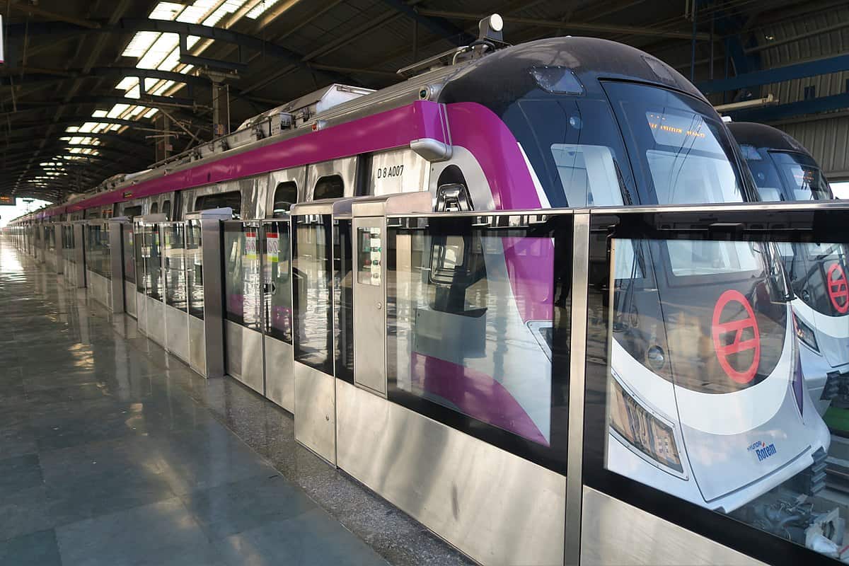 Women can Travel free in Delhi Metro Rail